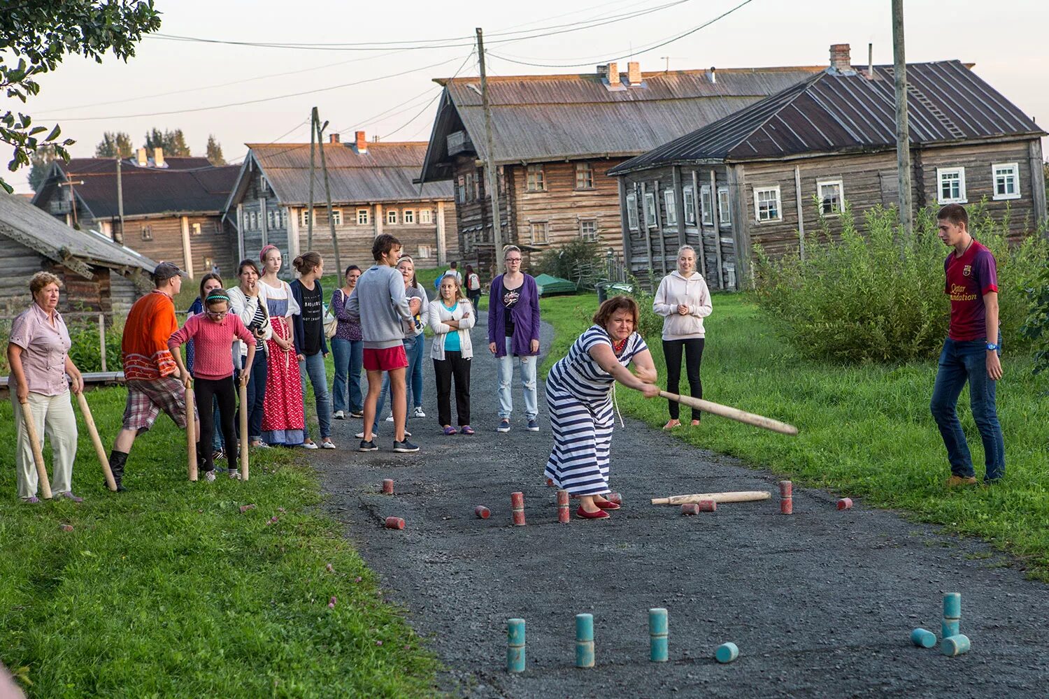 Городок цель. Кюккя Карельские городки. Кюккя карельская игра. Кюккя в Карелии. Кююккя игра карельская народная.