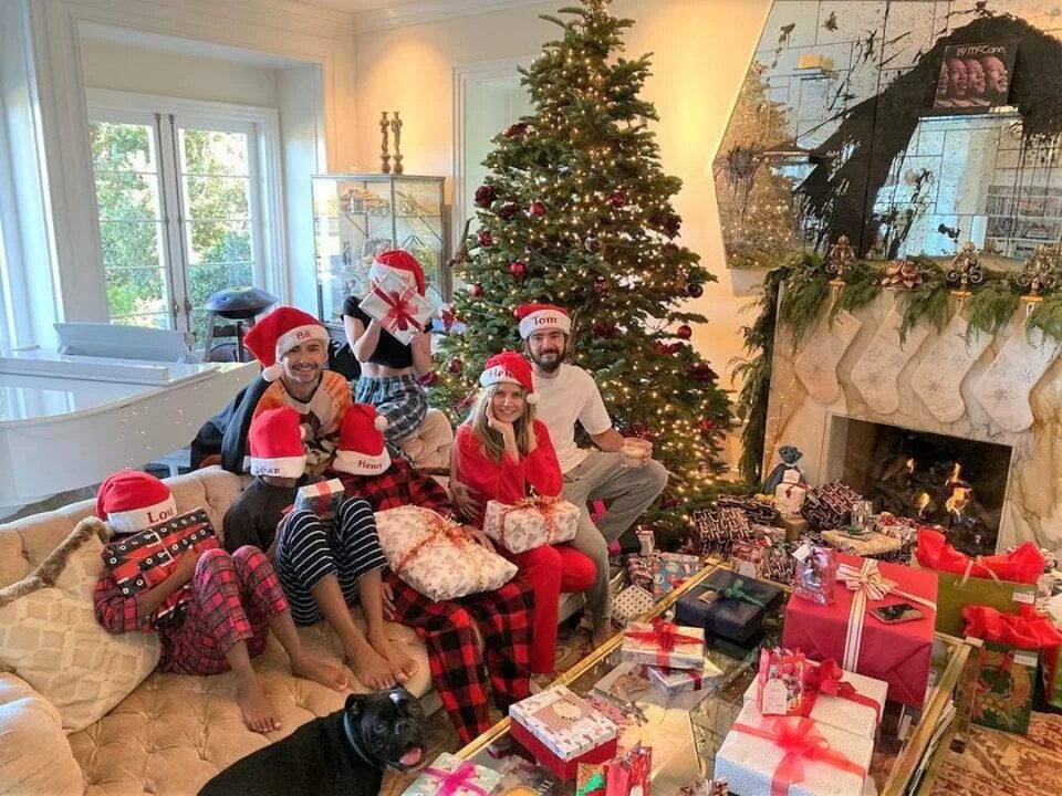 Новогодние традиции в сша. Новогодняя елка в вашингтоне. Кристмас в сша дом рождество. Мерри кристмас в америке. Рождество в америке.