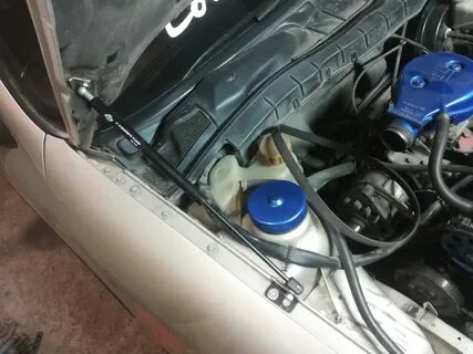 Газовый упор на опель
