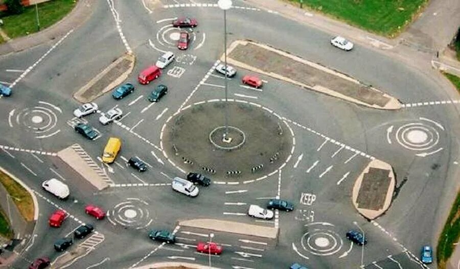 Magic roundabout, суиндон,. Разметка дороги на перекрестке. Самые сложные перекрестки. Самые сложные перекрестки. Самые сложные перекрестки.