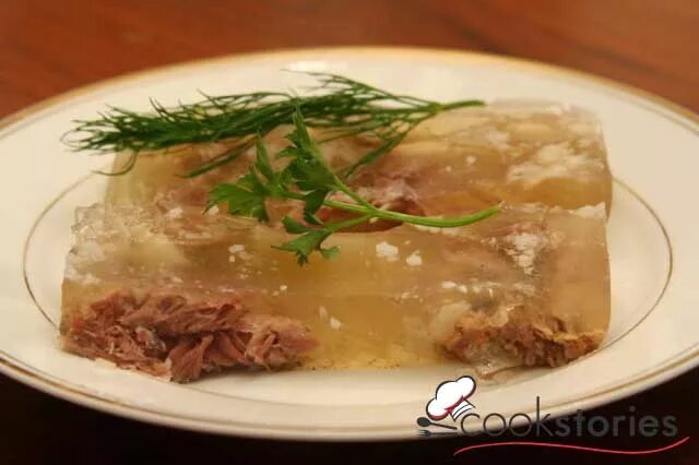 заливное из свиной рульки. холодец в мультиварке. холодец из рульки желанит. холодец из рульки свиной. холодец из рульки.