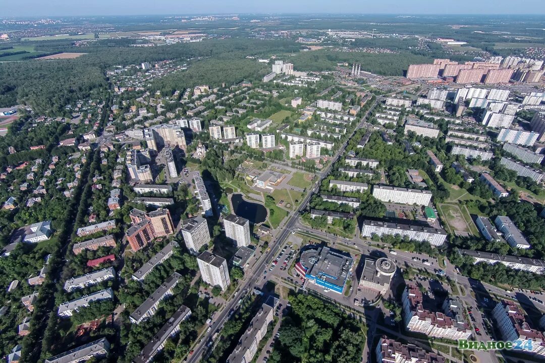 Куровское Московская область вид сверху. Рошаль Московская область с высоты. Поселок Октябрьский Московская область с высоты птичьего полета. Город Видное Московская область. Мена виден