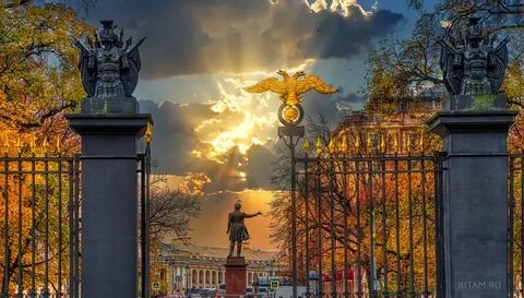 Начало лета в петербурге