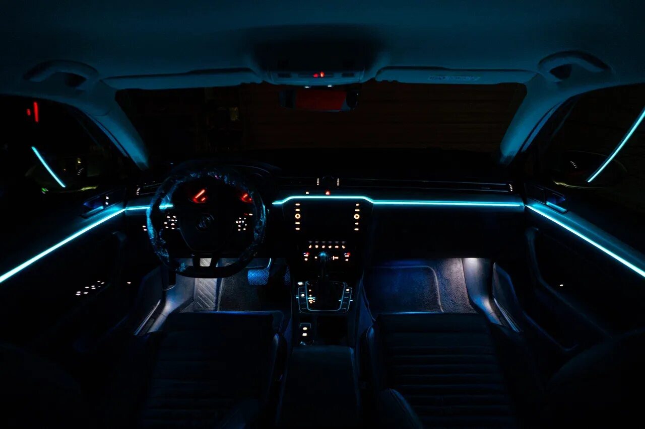 Включи лайт подсветку. MTF Light атмосферная подсветка салона Ambient. Атмосферная подсветка салона BMW g30. МТФ контурная подсветка. Подсветка MTF Ambient Light в салон авто.