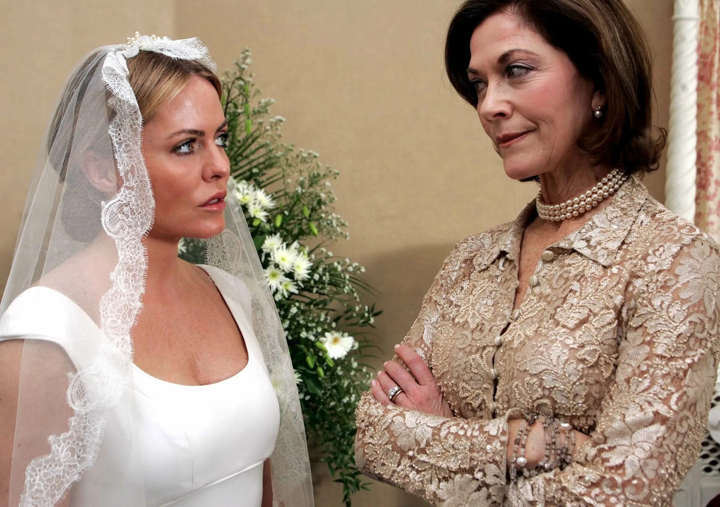 Невестка и свекровь чурикова. Свекровь и невеста. мать невесты. невестка и невеста. прическа на свадьбу для мамы жениха.