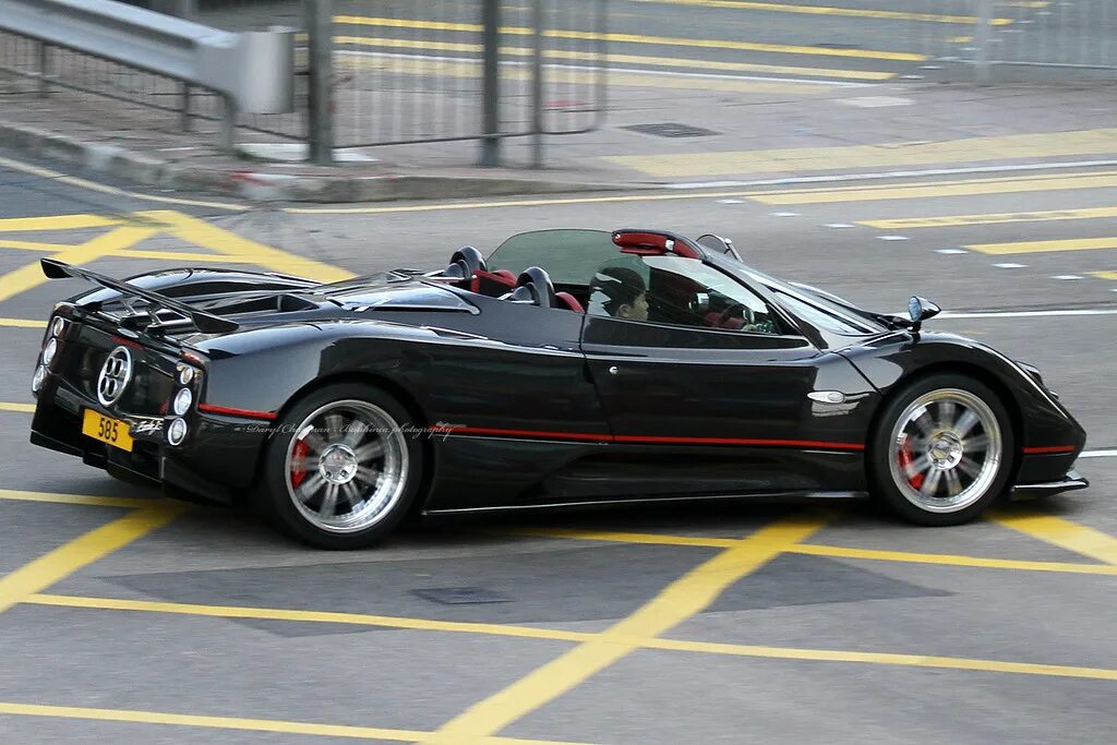 Зонда 2013. Pagani Zonda Roadster. Pagani Zonda родстер. Pagani Zonda f 2005. Pagani Zonda f Roadster.