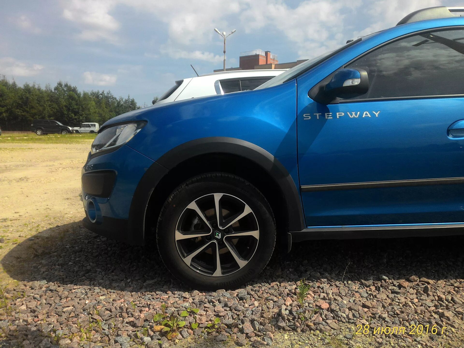 Колпаки Renault Sandero Stepway 16. 205/60 R16 Renault Stepway 2. Колпак Сандеро степвей 2. Расширители арок Рено Сандеро степвей 2. Колпаки степвей 2