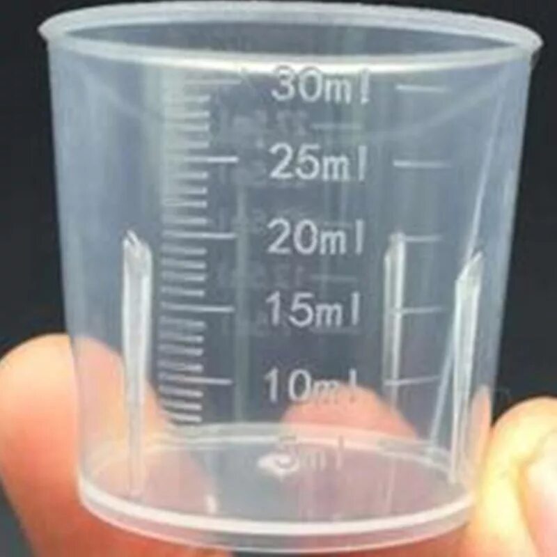 1 мл на 100 мл воды. Объем жидкости в стакане. Как измерить стакан. 400 грамм муки в ложках. Как измерить стакан.