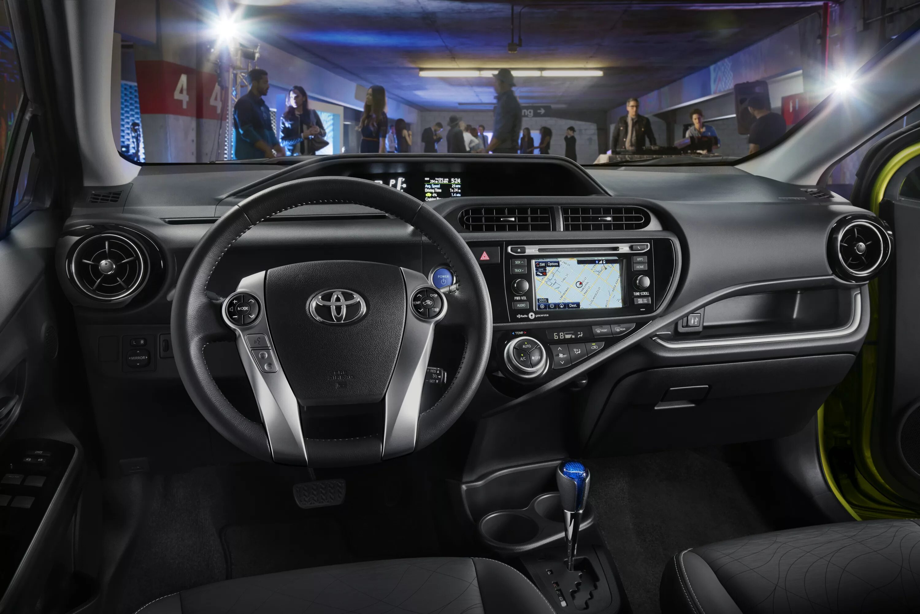 Приус 2015 года. Toyota Prius 2016 салон. Toyota Prius 2015 салон. Toyota Prius 2015 Interior. Toyota Aqua Prius c.