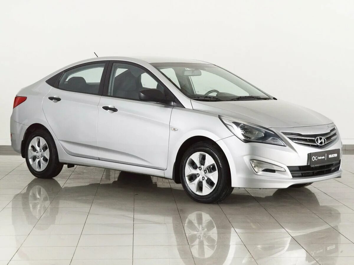 Hyundai Solaris 2014. Хендай Солярис 2014 седан. Хендай Солярис 2014г. Hyundai Solaris 2014 1.4 at серебристый.