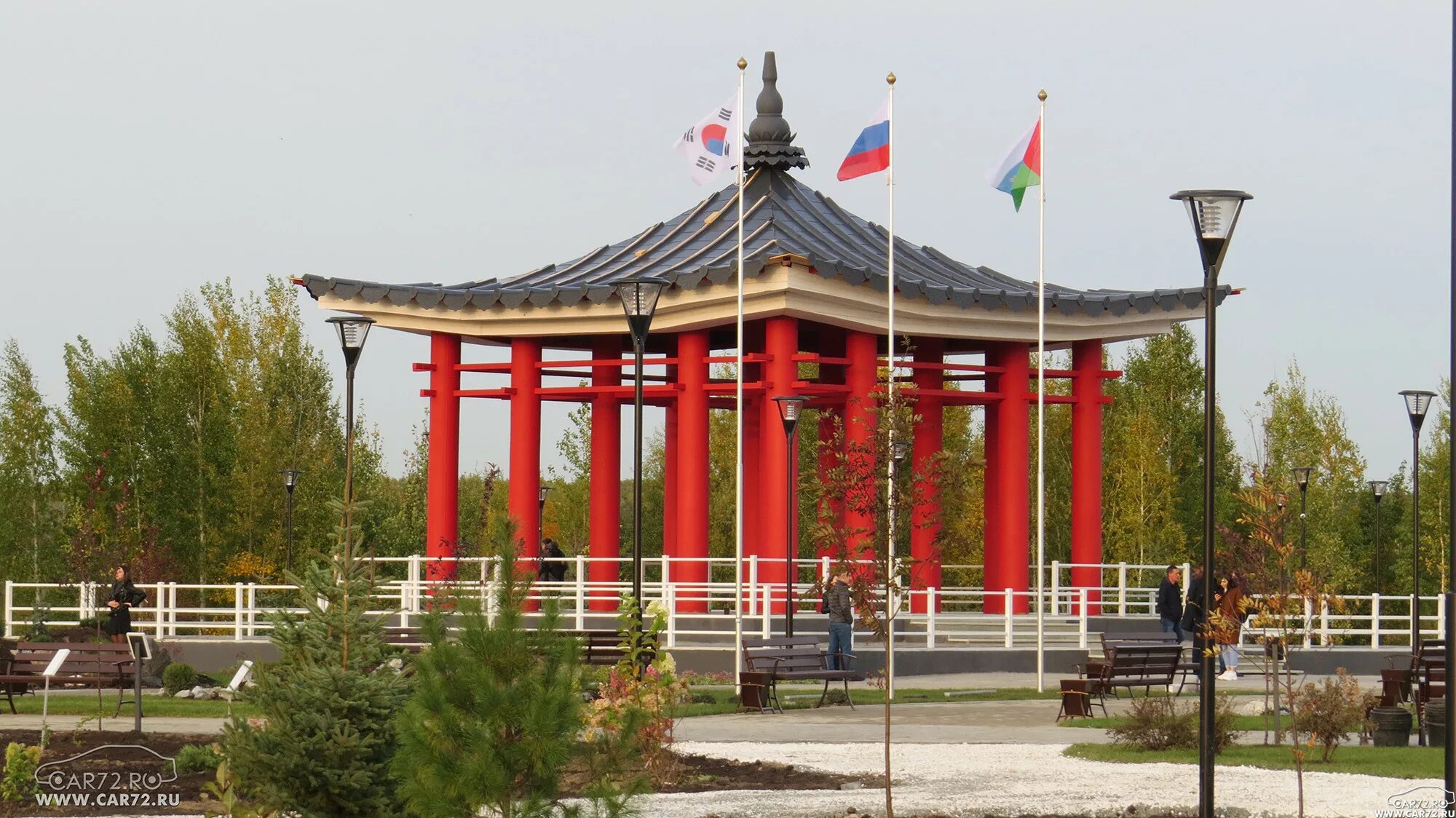 Китайский парк тюмень. Парк российско-корейской дружбы тюмень. парк дружбы с кореей тюмень. сквер дружбы народов тюмень. корейский сквер в тюмени.