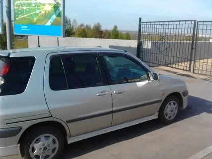 Тойота раум 98