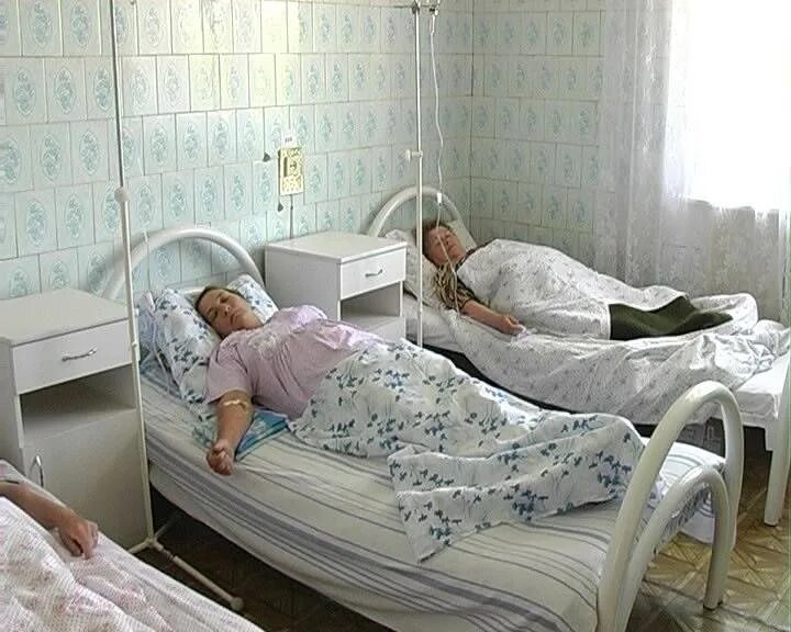 Больница где лежат больные. Дневной стационар нижний новгород больница 1. дети в больнице в палатах. палата в больнице.
