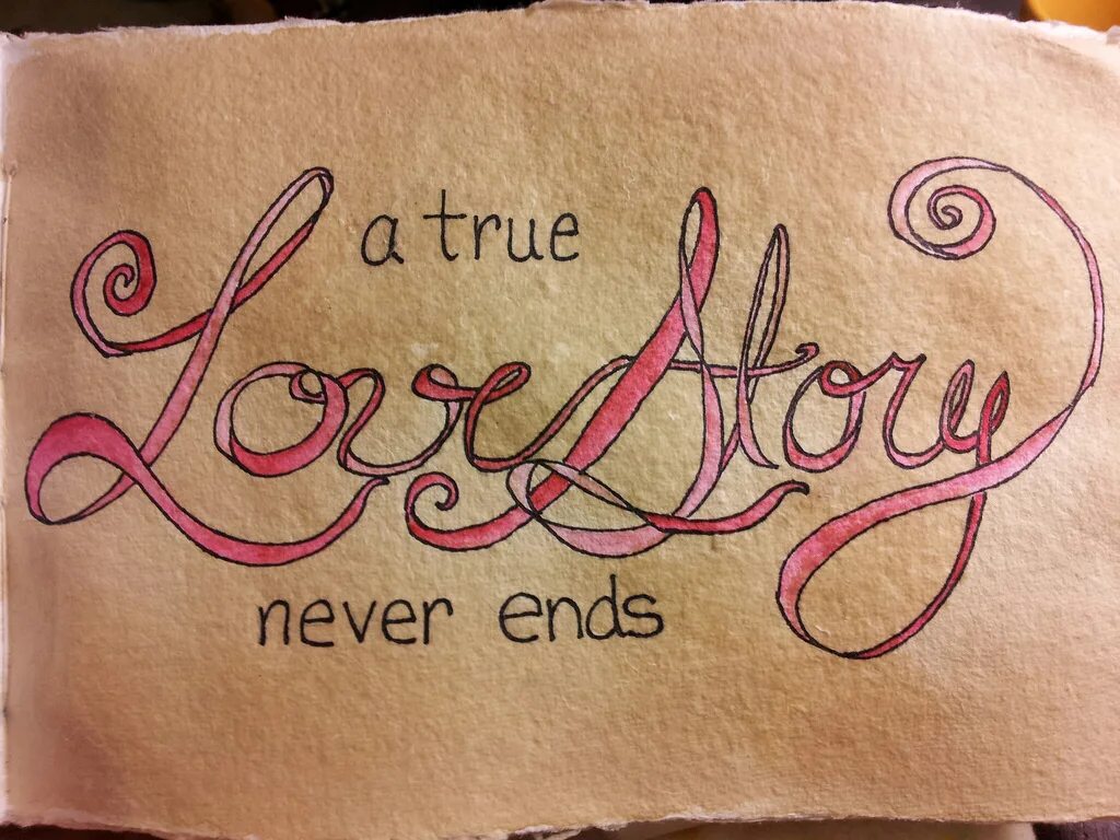 A true Love story never ends. True Love never ends. Love never ends кепка. Печать true Love.