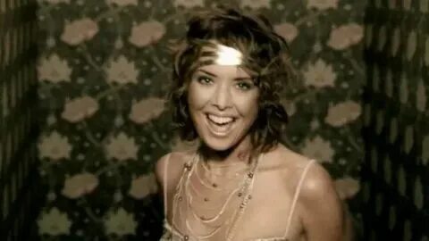 Обложка песни la la la. Ryvn_flapjax_kosta_voncken_la_la_la_by_naughty_boy_sam_smith. Песня стар китс ла ла ла. Ла ла ла это музыка. Ла ла картинка.