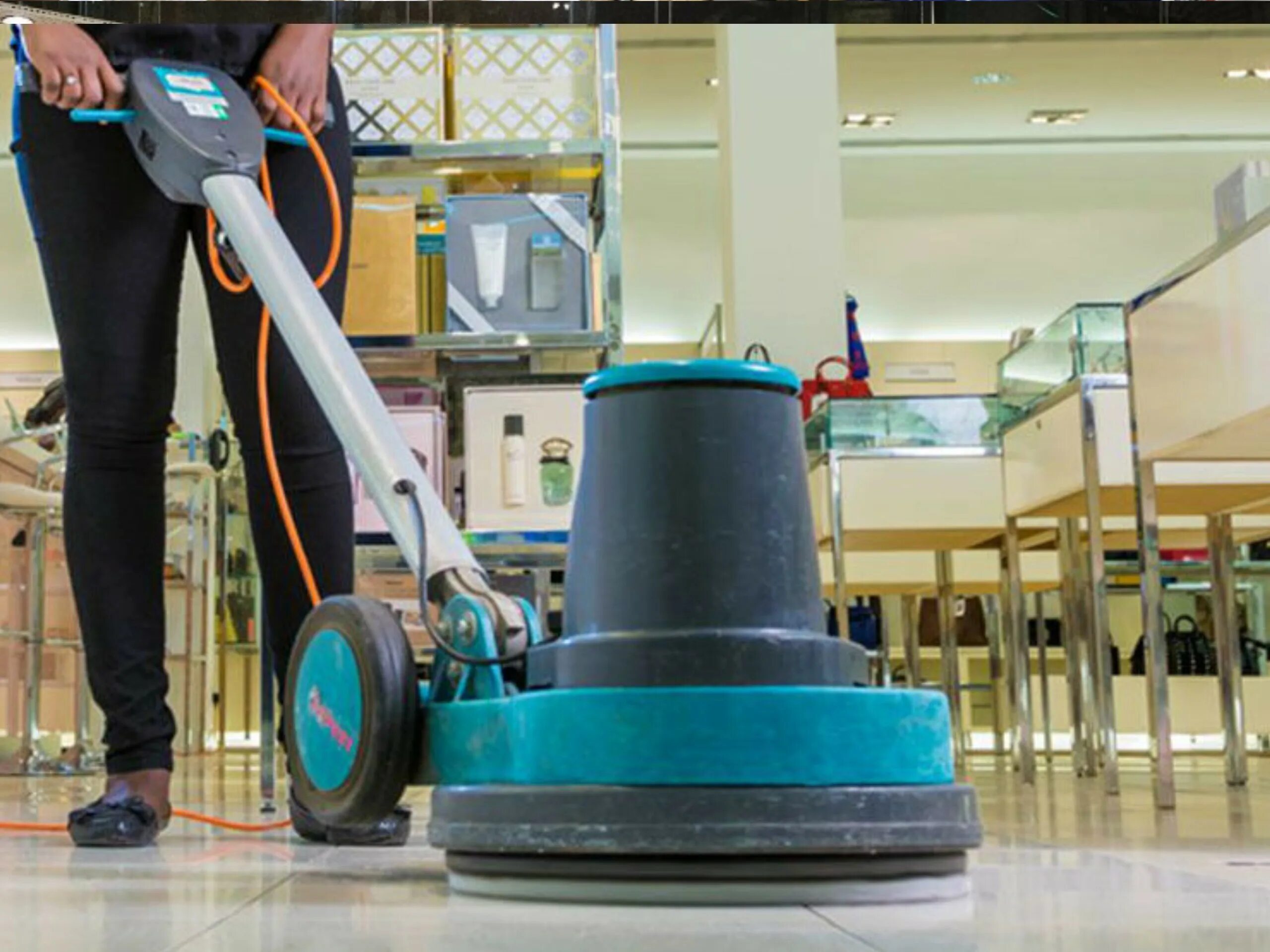 Клининг уборка квартир. Клиниры. Cleaning technology. Шампунь клинер. Cleaning technology.