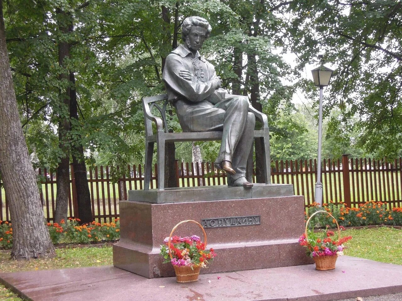 Пушкин болдинская осень 1830. Осень в болдино пушкин. Пушкинское болдино. Пушкина болдино. Болдино книги.