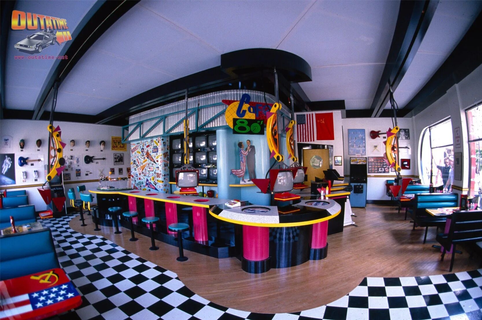 кафе из назад в будущее. назад в будущее кафе в фильме. кафе назад в будущее. назад в будущее фильм 1985. кафе 80-е назад в будущее.