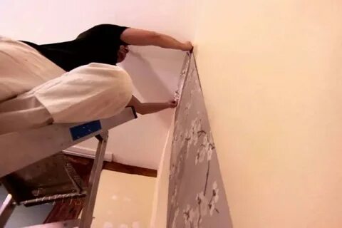 Стоит клеить