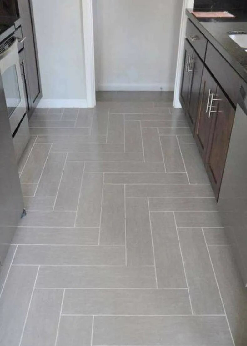Линолеум floor tiles. Пол в прямоугольном. Плитка под дерево. Укладка прямоугольной плитки. Плитка в узком коридоре.