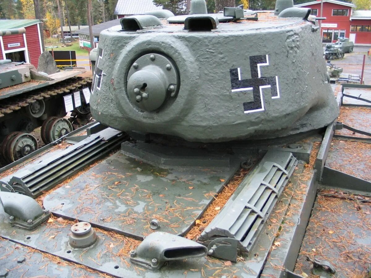 Телевизор кв 1. KV-1 1942. Кв-1 с литой башней 1942г. Кв-1 ЧТЗ обр 1942. Тяжелый танк кв-1с.