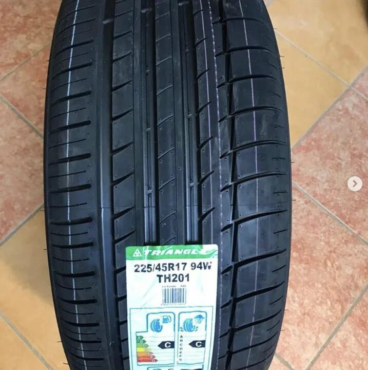 Triangle sports th202 отзывы. 225/55r17 Triangle th202. Triangle th202 225/50 r17. Triangle 225/45/17 201. Триангл th202.