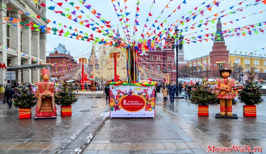 Масленица в каких парках москвы. Масленица на Манежной площади. Фестиваль Московская Масленица. Украшение площади на Масленицу.