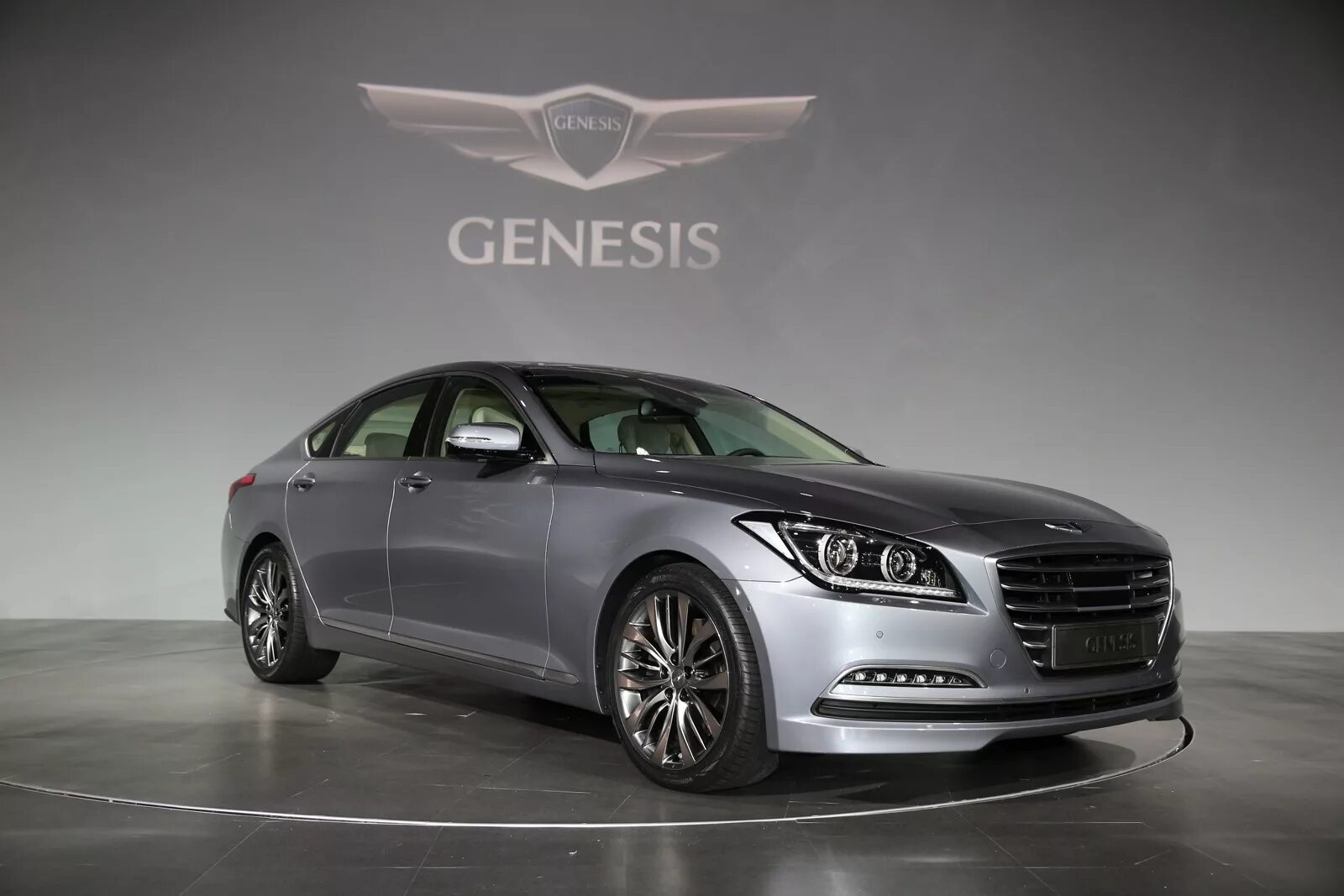 Генезис корея. Hyundai Genesis 2014. Джанезис сидан. Новый Хендай Генезис. Хендай Дженезис 2014.