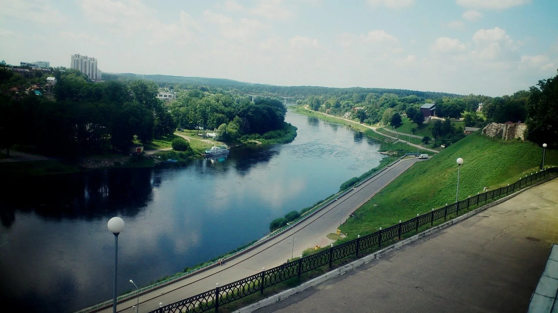 Река неман гродно. Река неман советск. Неман река город гродно. Неман белоруссия. Река неман в белоруссии.