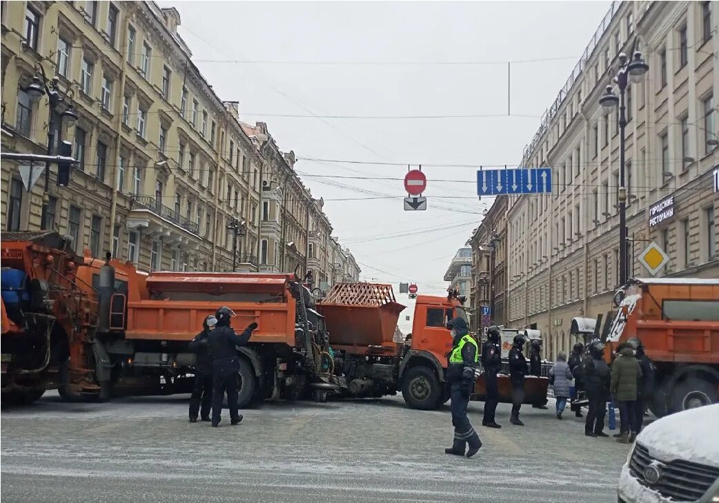 Петербург центр перекрыто. Почему закрыли проспект