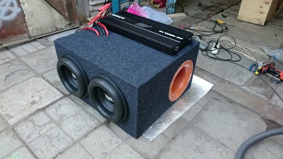 Сандаль 12. Сандаун аудио 12 сабвуфер. Sundown Audio z12. Саб сандаль 12z4. Сабвуфер Sundown Audio 18.