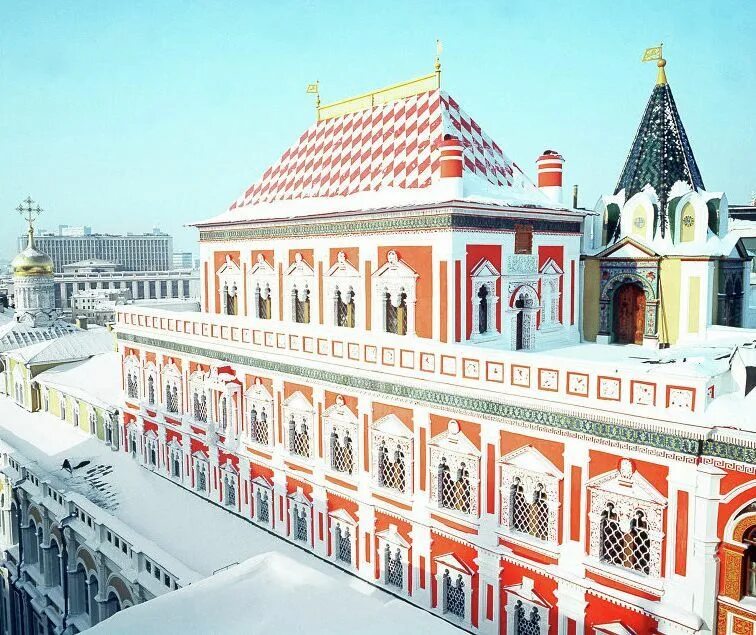 Б теремной дворец. Теремной дворец московского кремля 17 век. теремной дворец в московском кремле 1635 1636. теремной дворец михаила фёдоровича. теремной дворец московского кремля архитектор.