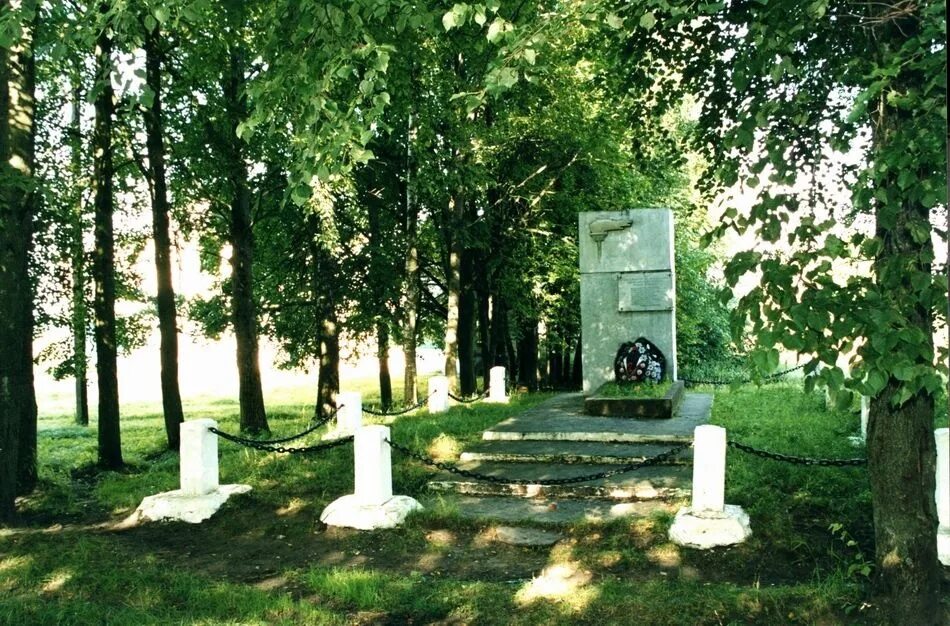 Смоленск поселок красный. Деревня красная смоленская область. Храм преображения господня смоленск. Станция палкино свердловская. Смоленск поселок красный.