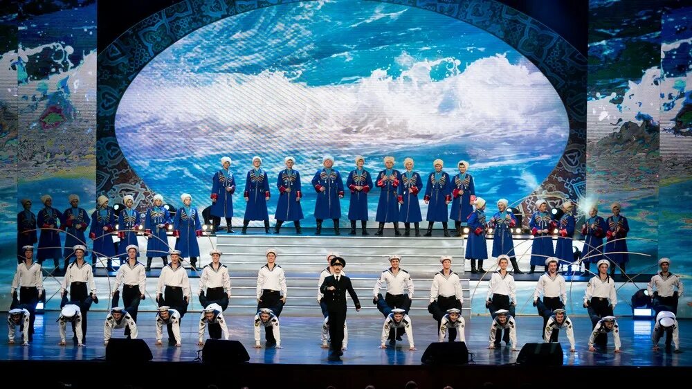 музыка яблочко матросский танец. балет игоря моисеева яблочко. матросский танец яблочко. матросский танец ансамбль моисеева. матросский танец ансамбль моисеева.