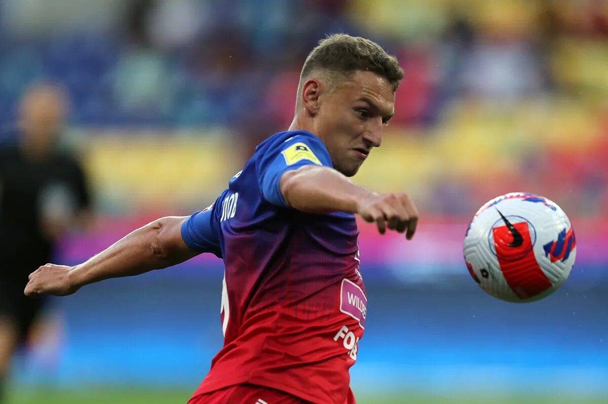 Чалов футболист. Ю чалов. Ю чалов. Ю чалов. Рагнар сигурдссон футболист цска.