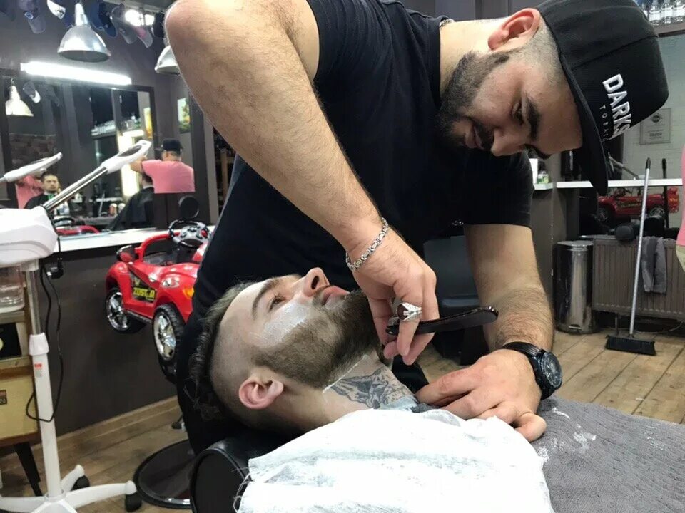 барбершоп дикий ивантеевка. бразильский барбершоп. барбершоп абеля мытищи. барбершоп ивантеевка. барбершоп тёмная материя донецк.