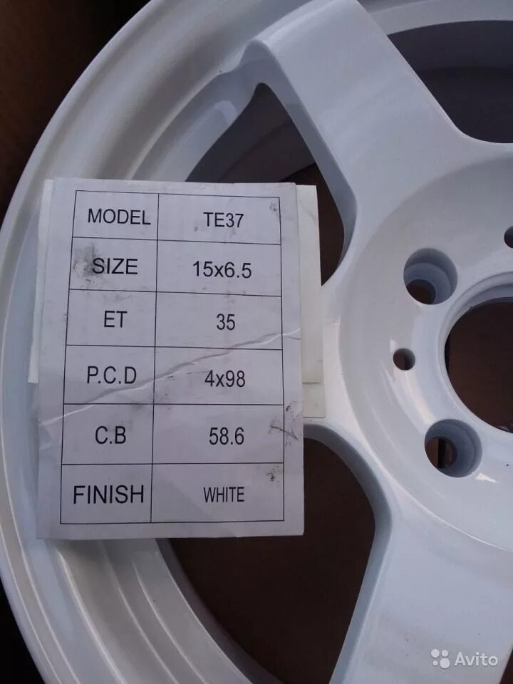 Размер резины на приору. Volk Racing r15 4x98. Rays te37 r15 4x98. Диски r15 et 37 7j. Диски rays te37 r15 4x98.