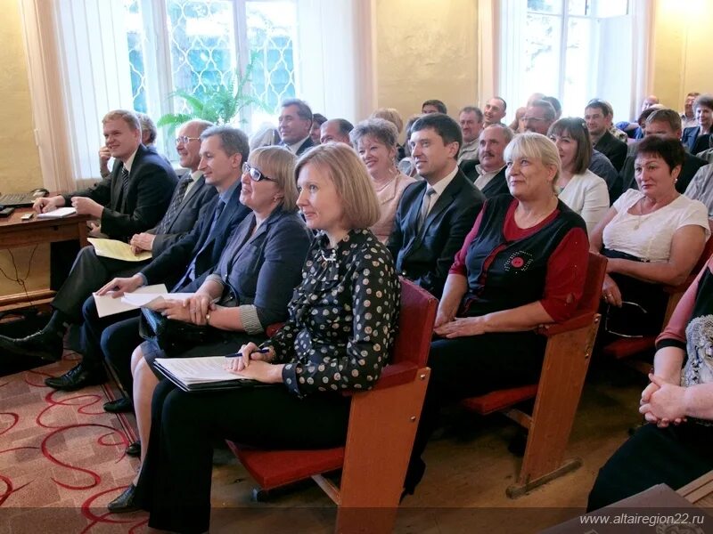 Погода в корболихе алтайского края. Администрация Третьяковского района Алтайского края. С.Староалейское Третьяковский район Алтайский край. СПК Корболиха Третьяковский район Алтайский край. СПК колхоз Сибирь Третьяковский район Алтайский край.