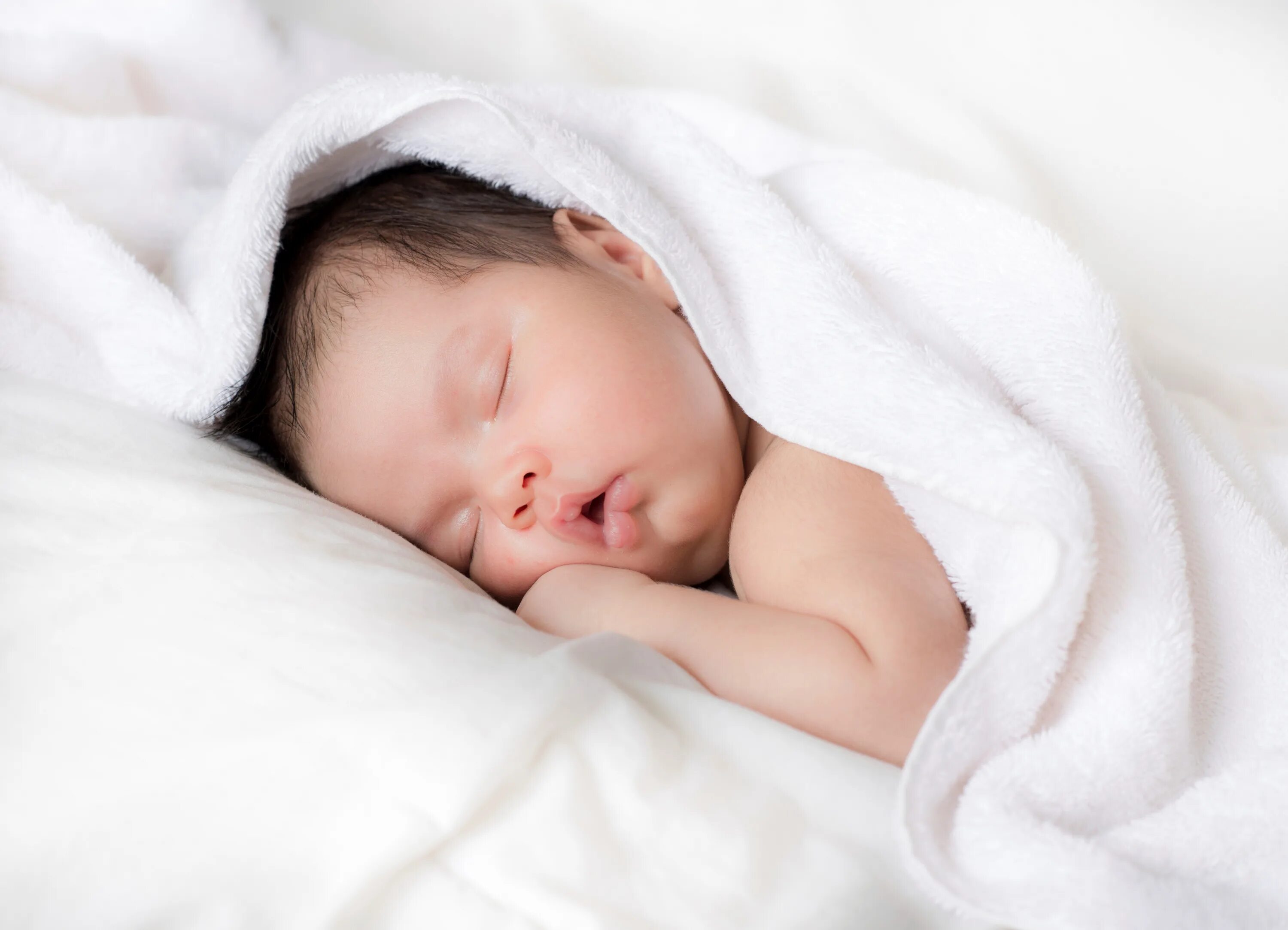 К чему снится новорожденный ребенок во сне. Спящий младенец. Новорожденный ребенок. Грудной ребенок.