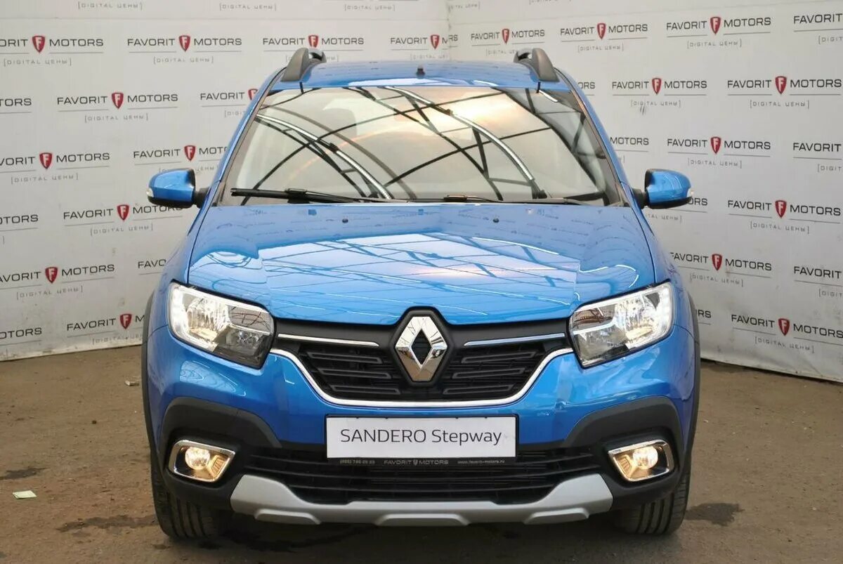 Парктроник 2019 года. Renault Sandero Stepway 2020. Renault Sandero Stepway 2019. Рено Логан степвей 2019. Рено Сандеро Stepway 2019.