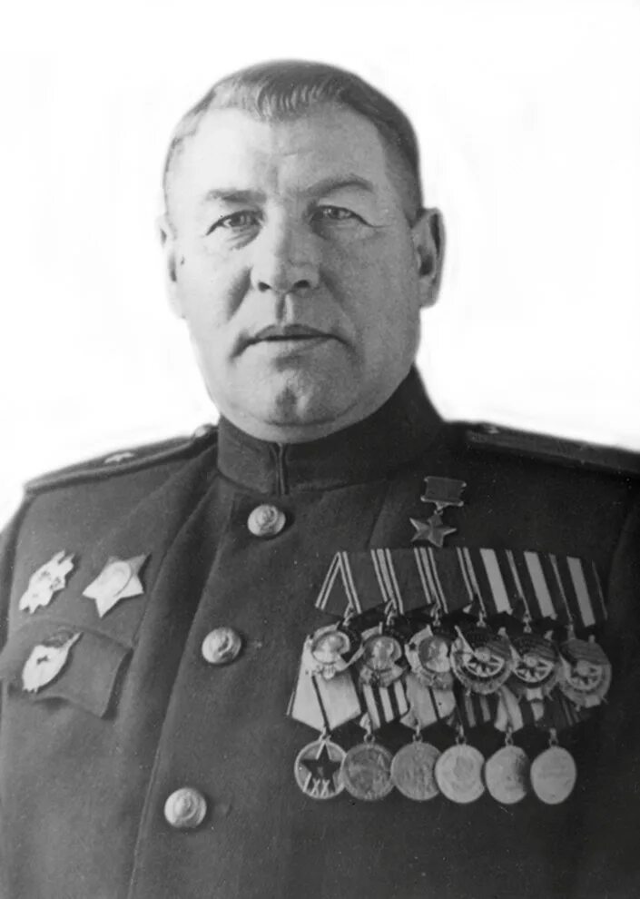 Бакланов глеб владимирович генерал-полковник. Генералы майоры вов. Хетагуров георгий иванович герой советского союза. Кучерявенко михаил иванович герой советского союза. Сергей кузьмич буняченко.