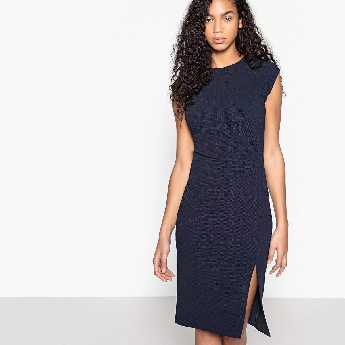 платья прямой длиной. платья прямой длиной. платье прямого силуэта. Olga skazkina платья. платье прямого кроя.