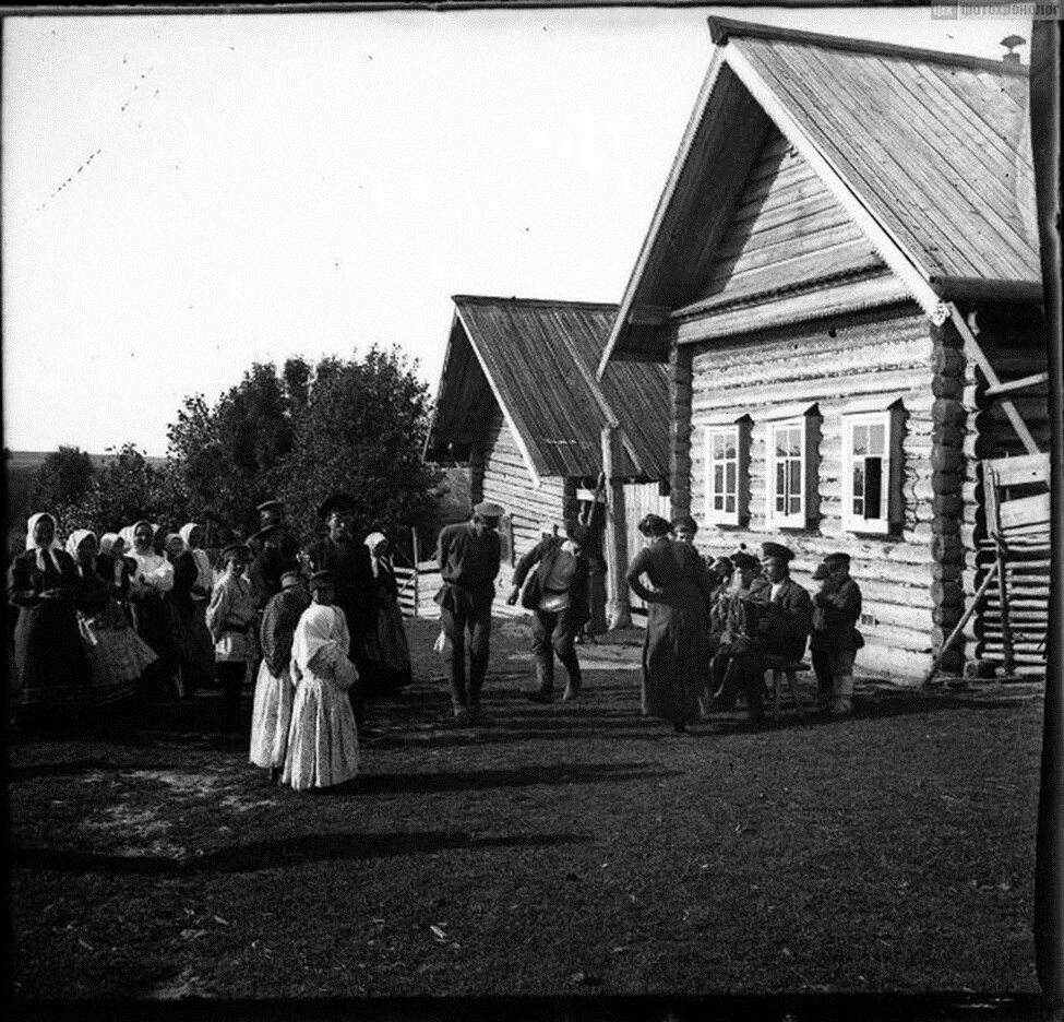 В каком году жители. Вятская Губерния деревня Вятка. Глазовский уезд Вятской губернии. Деревни Вятской губернии. Деревня 1929 год Вятка.