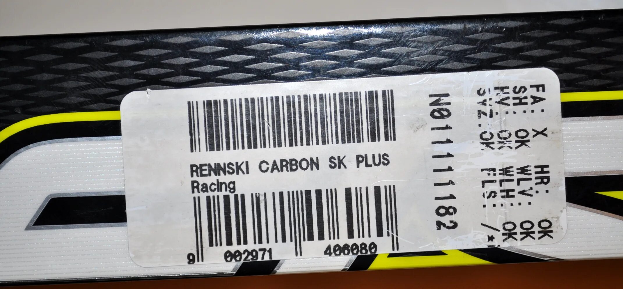 наклейка на лыжи беговые fischer. таблица жесткости лыж fischer. номер fischer. маркировка беговых лыж фишер. расшифровка штрихкода лыж фишер.