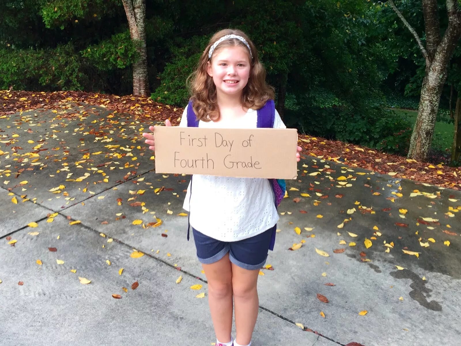 First day of many. Девочка whens Day. 4th Grade. First Day of School girl. First Day of 5 th Grade.