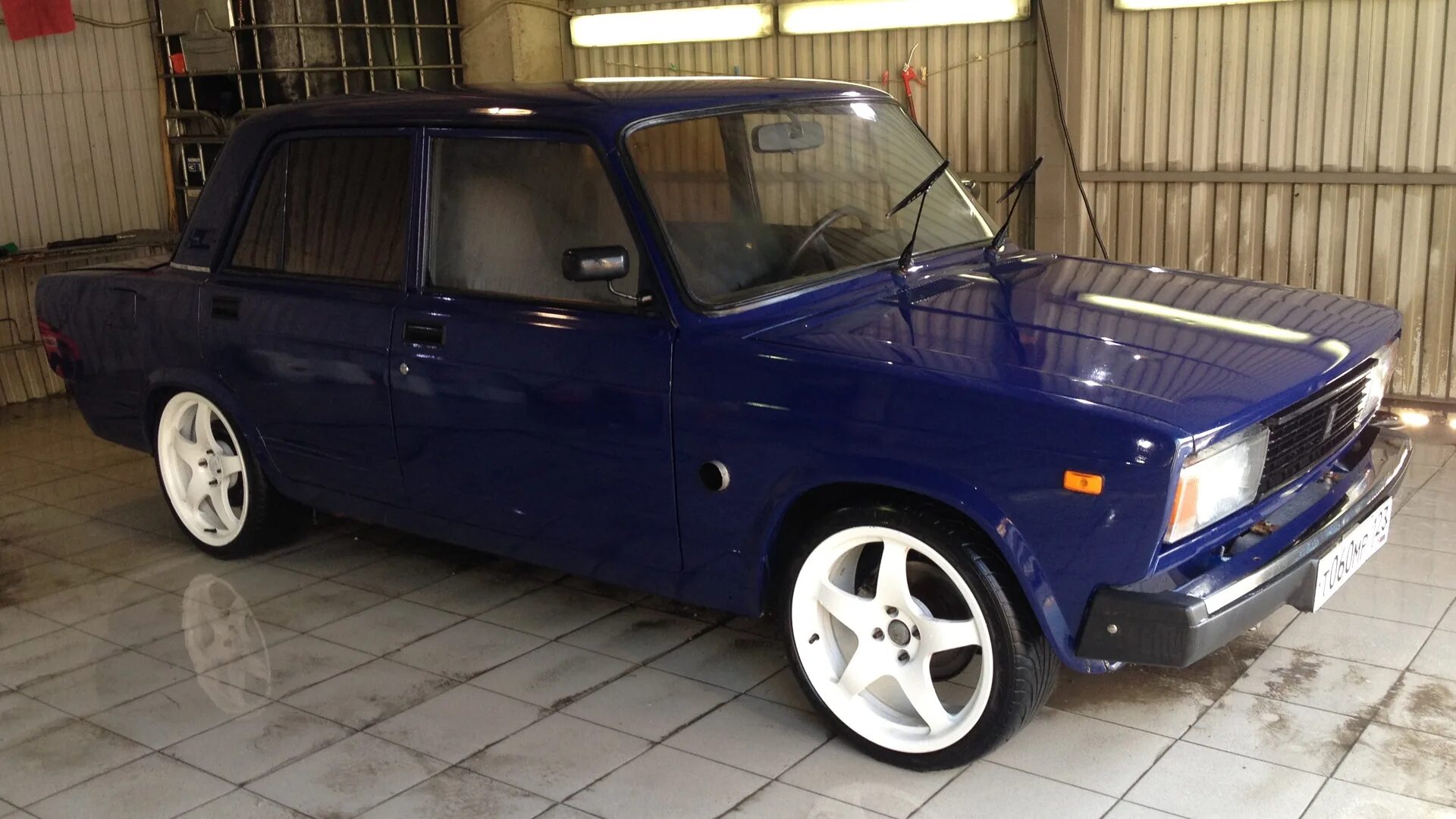 Семерка ваз 2107. Ваз 2107 ранняя. Какой металлу 2107. Тюнинговый ваз 2107. Ваз 2107 затюнингованная.