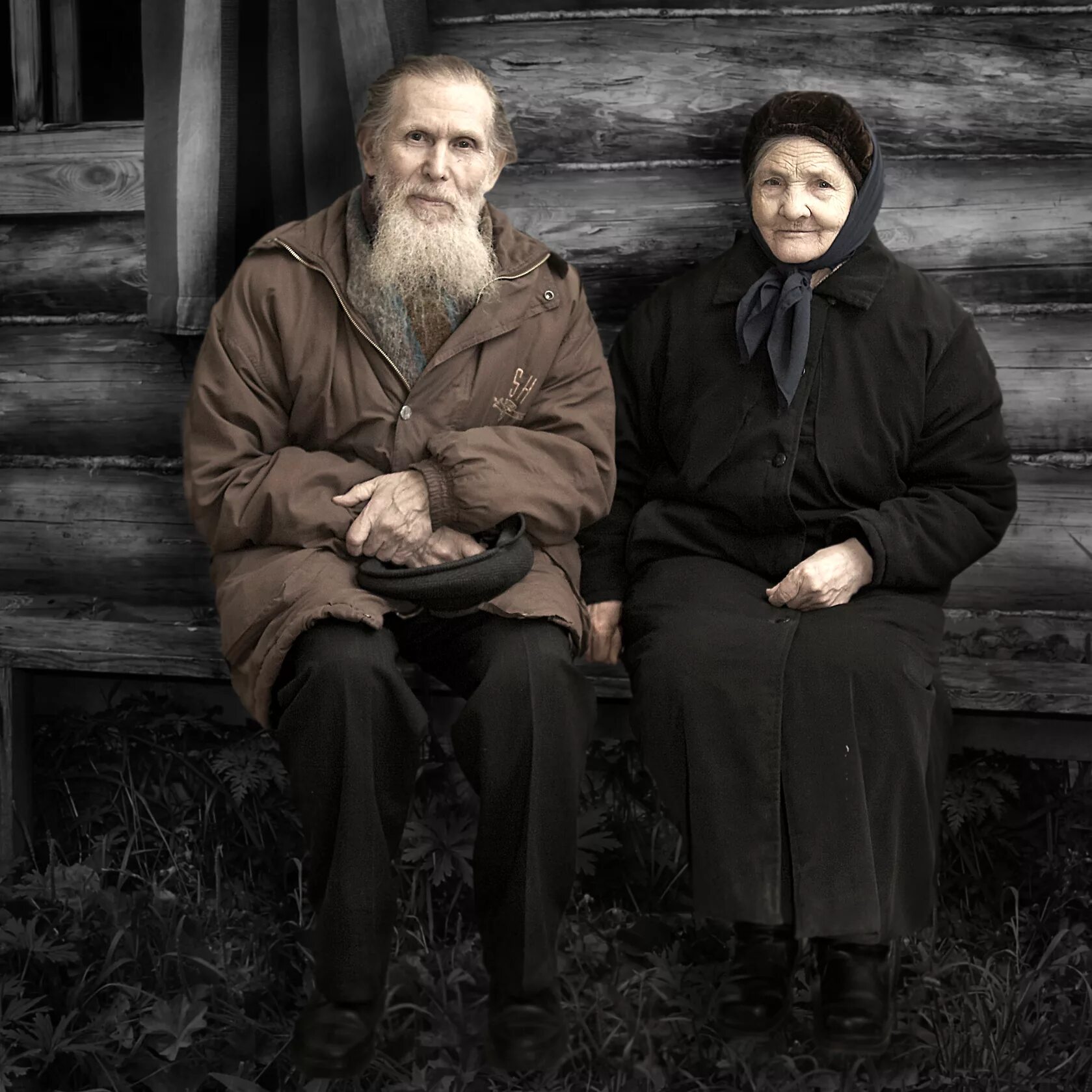 Старые обиды давние. Батюшка и Матушка. Православный старик. Старенькие родители. Старики родители.