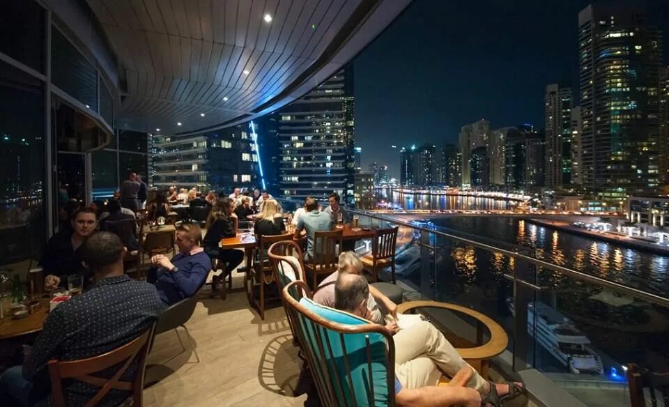 Дубай 7 выпуск. Pier 7 Дубай. Dubai Marina ресторан.