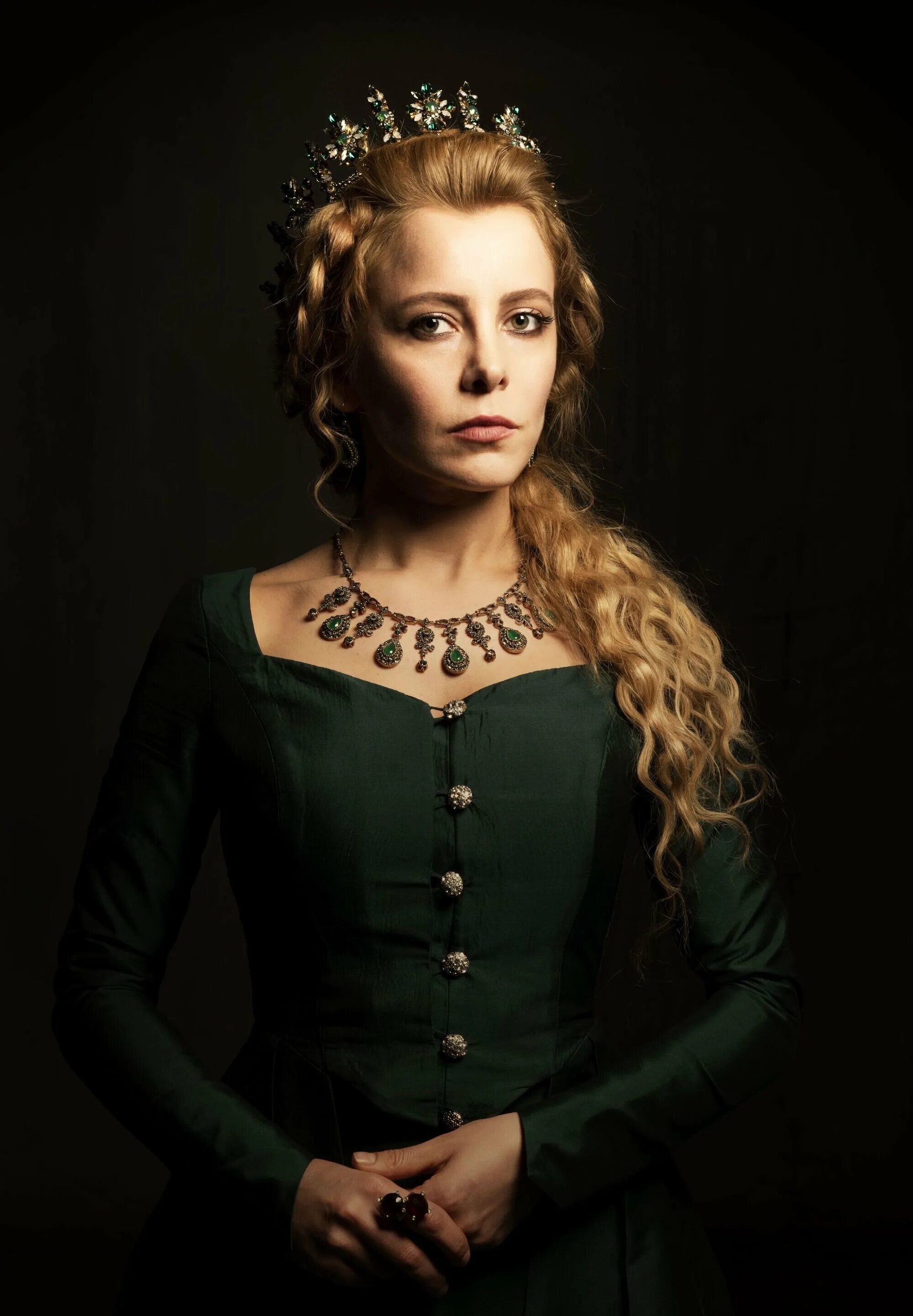 Империя кёсем хюмашах. Хюма шах. Хюмашах-султан дочь сафие. Хюмашах султан фото. Великолепный век империя кёсем хюмашах.