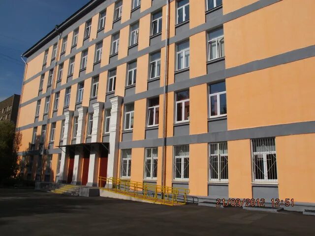 Школа 141 красноярск. Школа 141 красноярск. Школа 141г. Школа 141 красноярск. 141 школа омск.